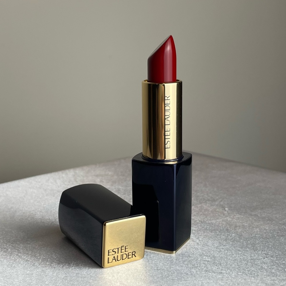 Estée Lauder Pure Color Envy Lipstick / Rouge CREME in Shade 540 IMMORTAL